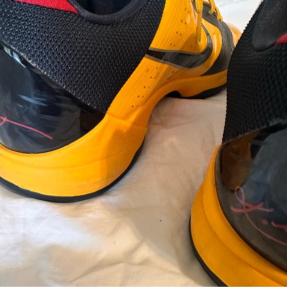 Kobe 5 Bruce Lee Edition - Picture 14 of 15